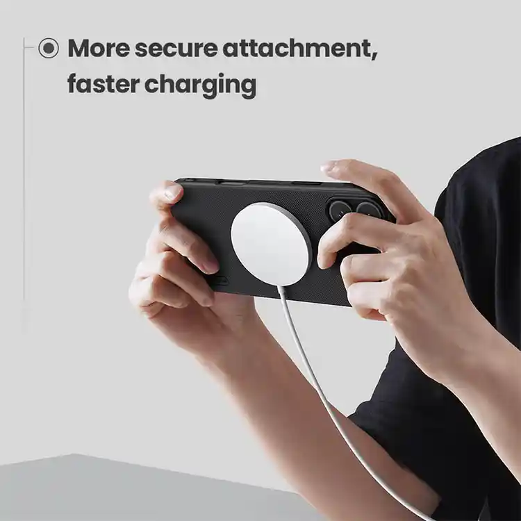 کاور برند نیلکین مدل Super Frosted Shield Pro Magnetic Matte برای آیفون 16